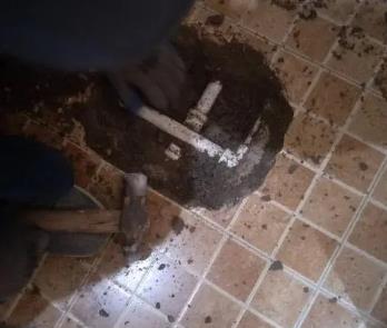 镇康卫生间漏水维修公司为您分享下卫生间渗水如何处理及注意事项